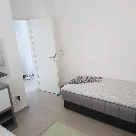 Cosy Corner 2 트로기르